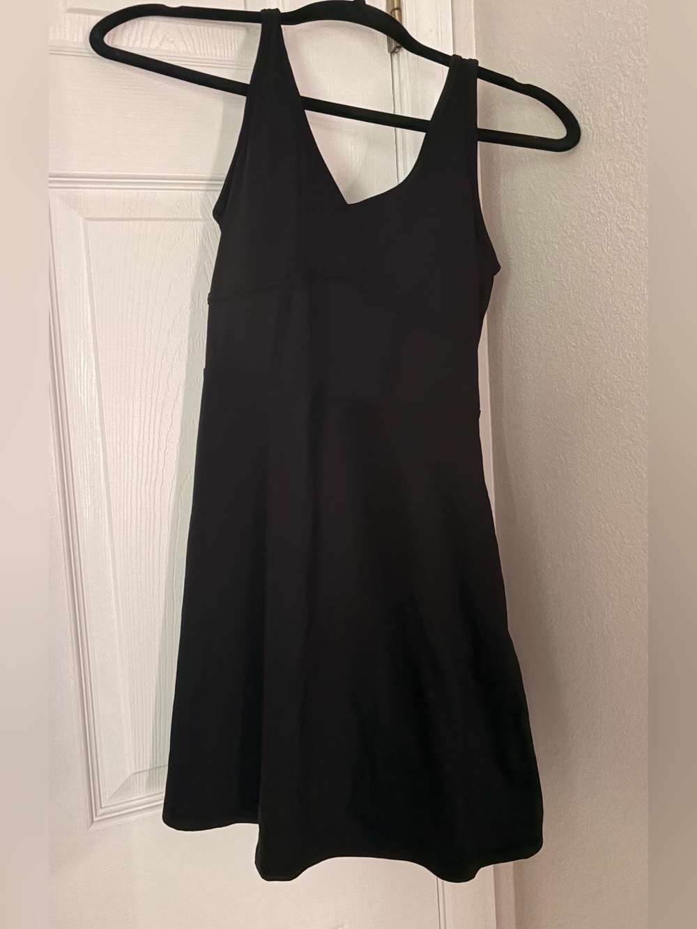 Black V-Neck Women's Tennis Dress